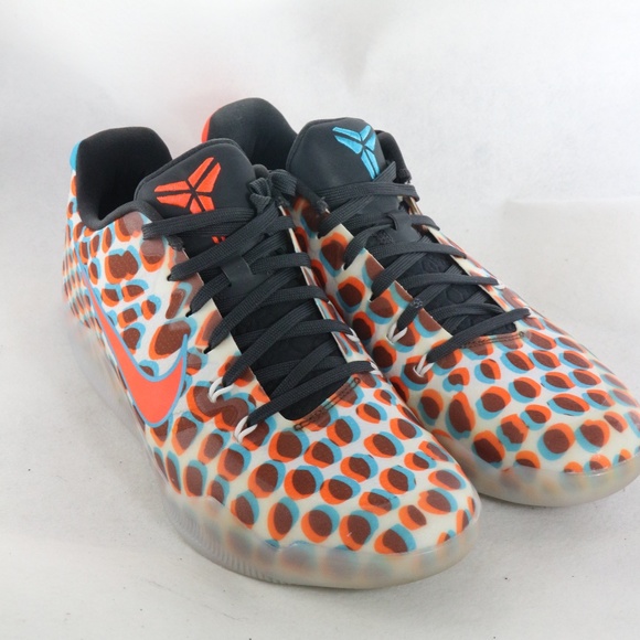 SOLD NIKE x Kobe Mentality 11 EM Low EP '3D' Shoes - Picture 2 of 8